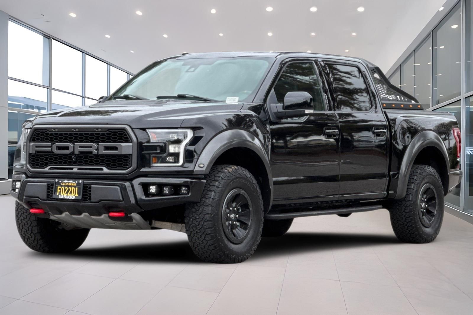 Used 2018 Ford F150 Raptor w/ Equipment Group 802A Luxury AWD/4WD image 8