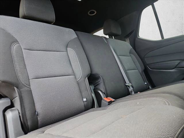 Used 2023 Chevrolet Traverse LT image 14
