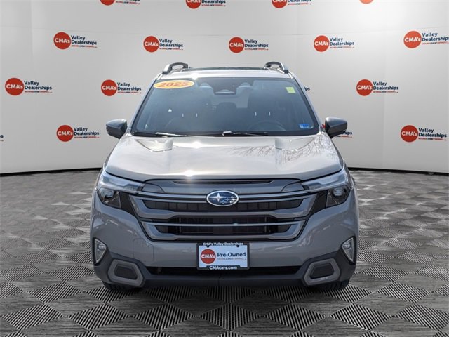 Used 2025 Subaru Forester Limited w/ Popular Package image 2