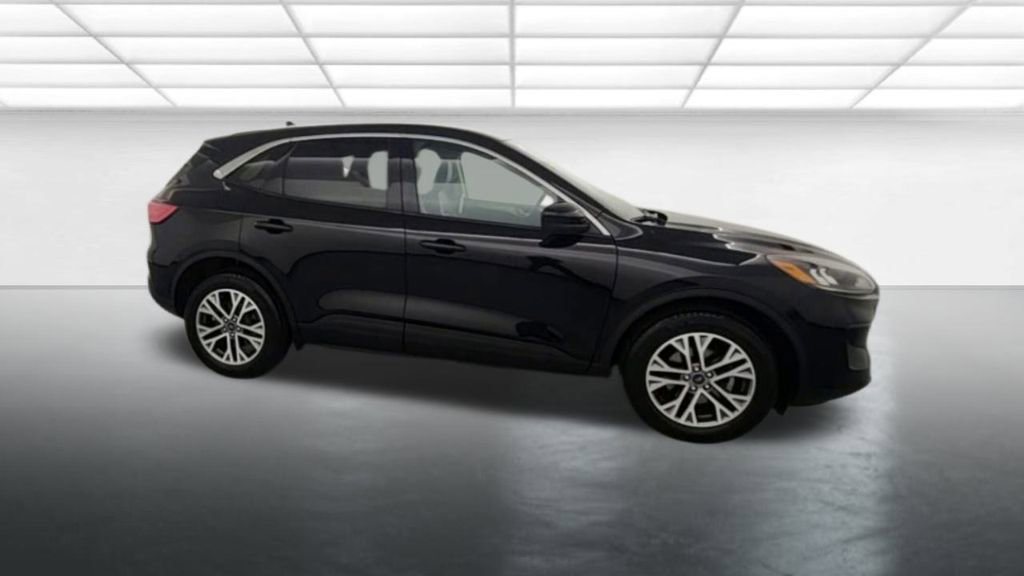 Used 2022 Ford Escape SEL image 9