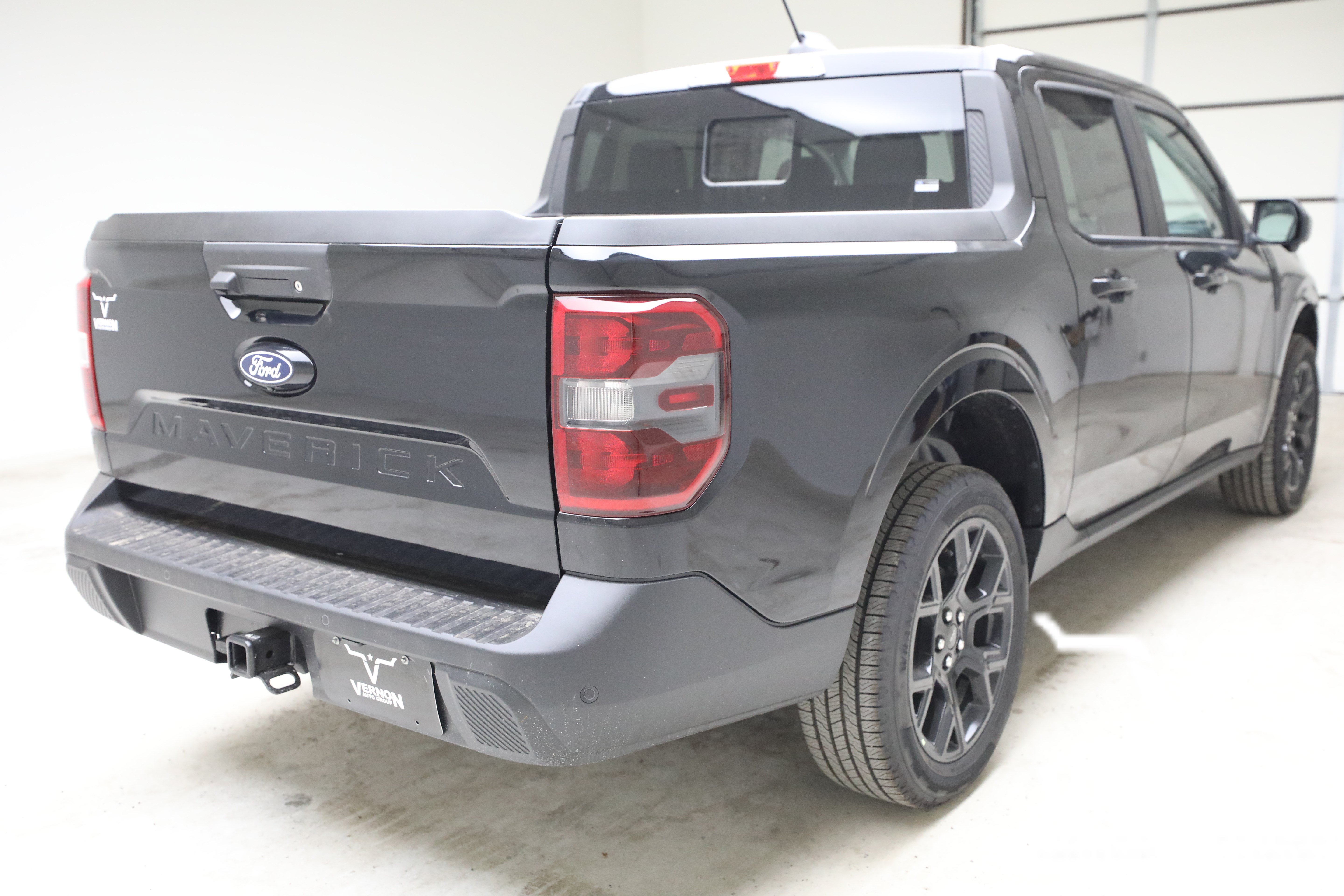 New 2026 Ford Maverick Lariat w/ Black Appearance Package AWD/4WD image 5