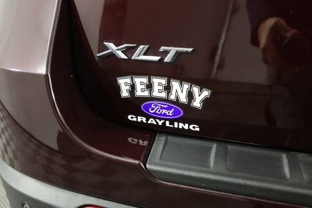 Certified 2022 Ford Explorer XLT w/ Equipment Group 202A image 63