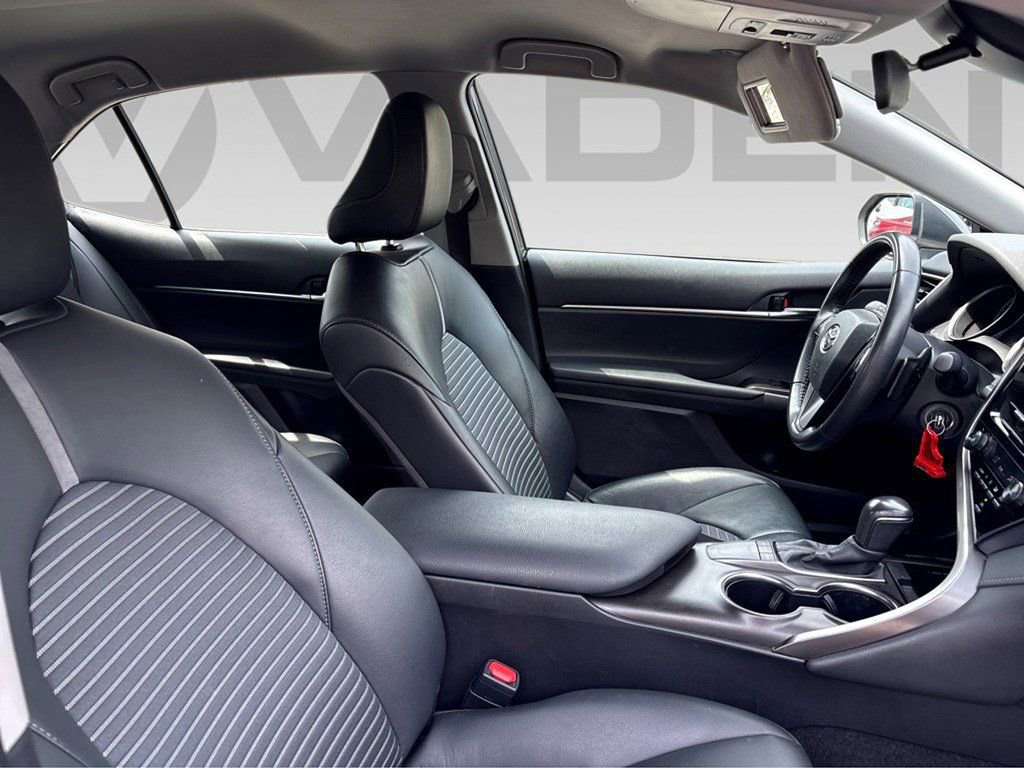 Used 2024 Toyota Camry SE FWD image 7