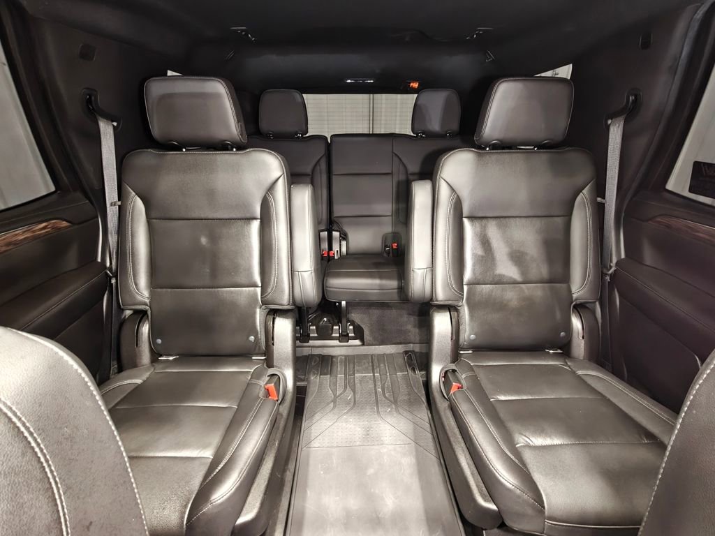 Used 2021 Chevrolet Tahoe LT w/ LT Signature Package image 27