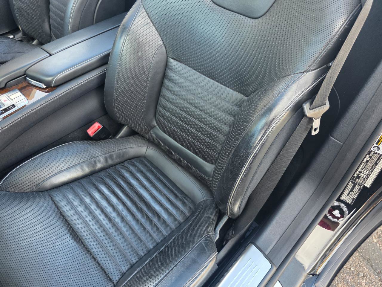 Used 2013 Mercedes-Benz SL 550 w/ Premium Pkg image 39