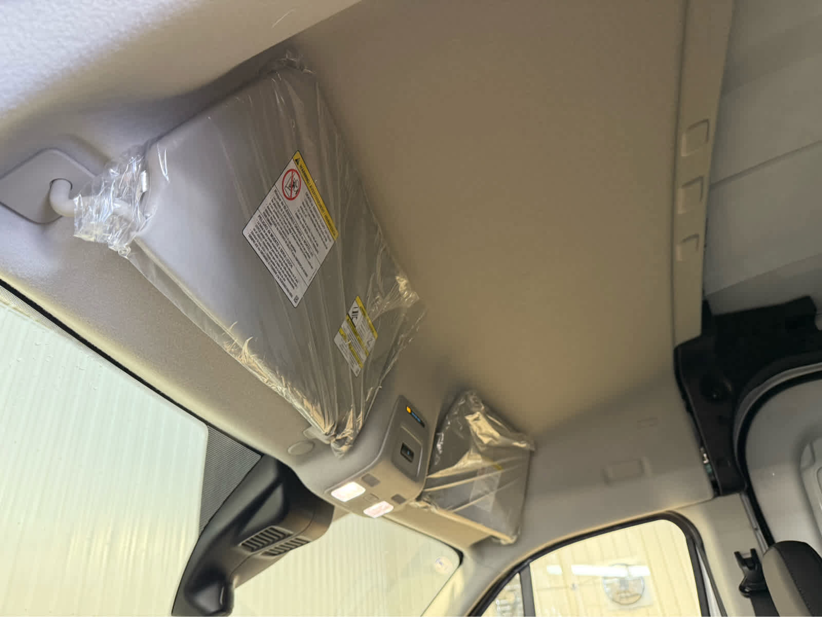 New 2026 Ford Transit 250 148 Medium Roof image 13