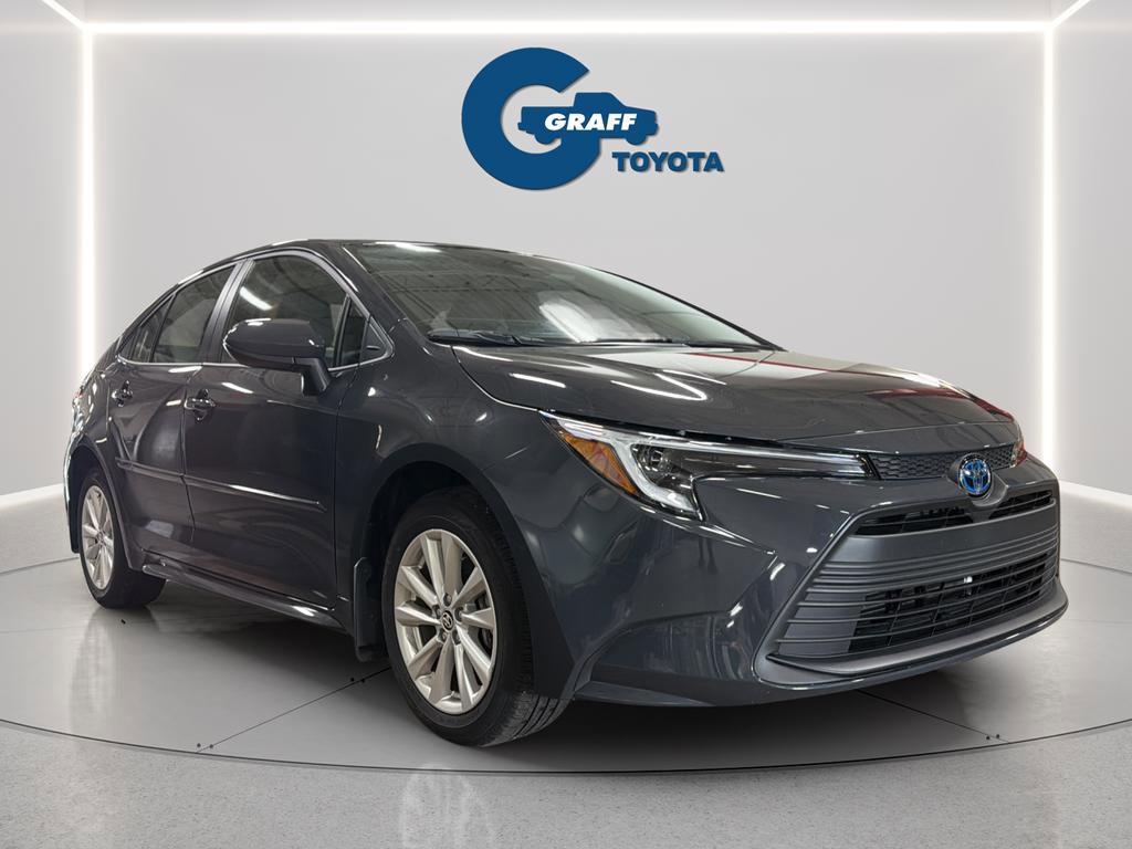 Used 2025 Toyota Corolla LE w/ LE Premium Package image 11