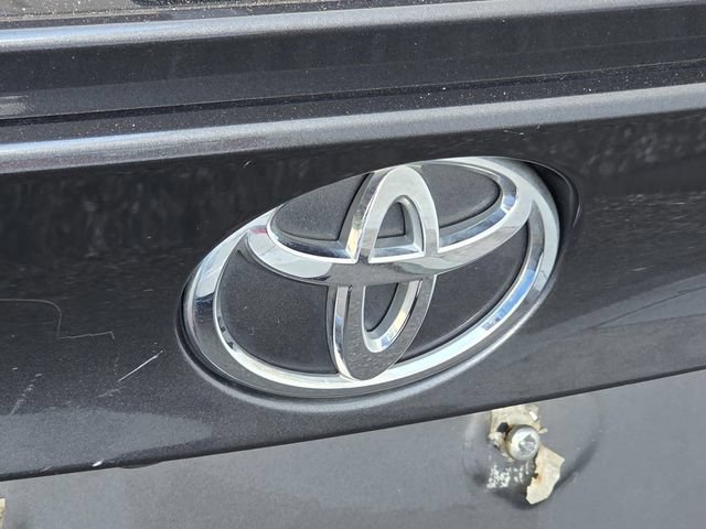 Used 2022 Toyota C-HR Limited FWD image 26