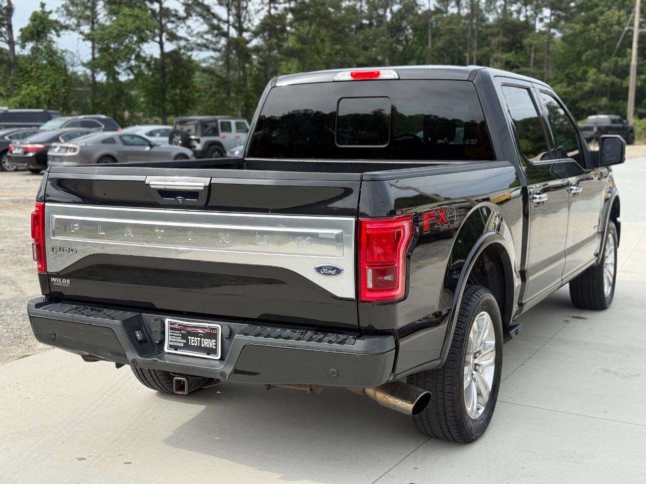 Used 2015 Ford F150 Platinum w/ Equipment Group 701A Luxury AWD/4WD image 11