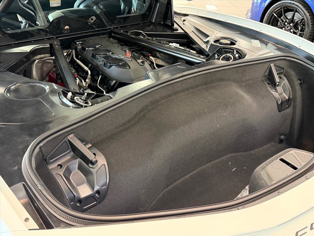 New 2027 Chevrolet Corvette Stingray Coupe w/ 1LT RWD image 9