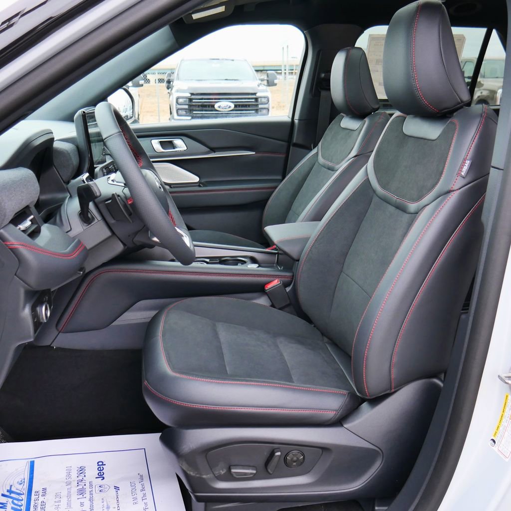 New 2026 Ford Explorer ST w/ Sun And Sound Package image 4