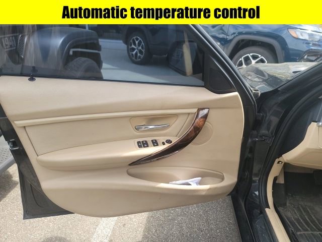 Used 2014 BMW 320i xDrive Sedan image 8