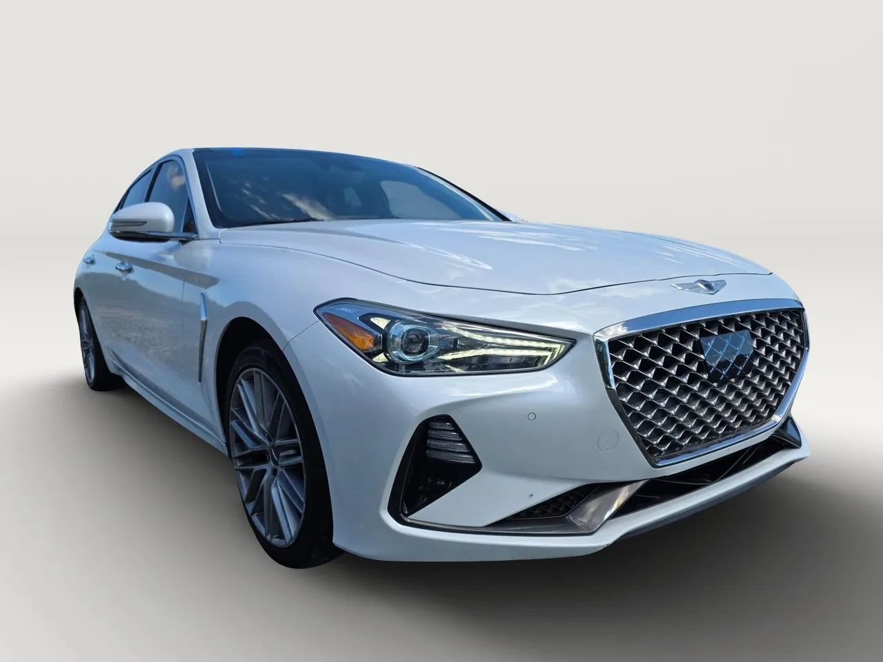 Used 2020 Genesis G70 2.0T w/ Elite Package AWD/4WD image 8