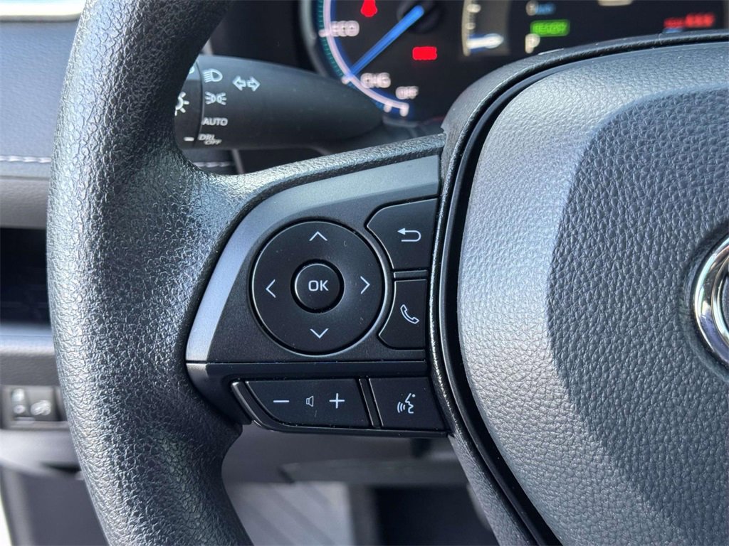 Used 2025 Toyota RAV4 XLE image 10