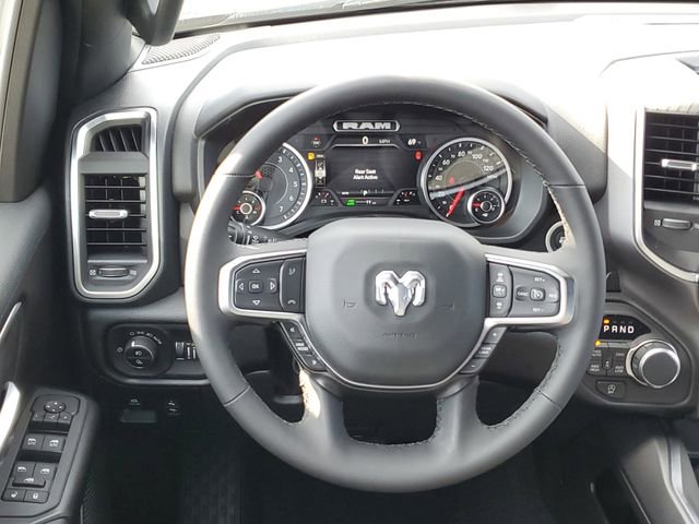 New 2026 RAM 1500 4x4 Crew Cab image 7