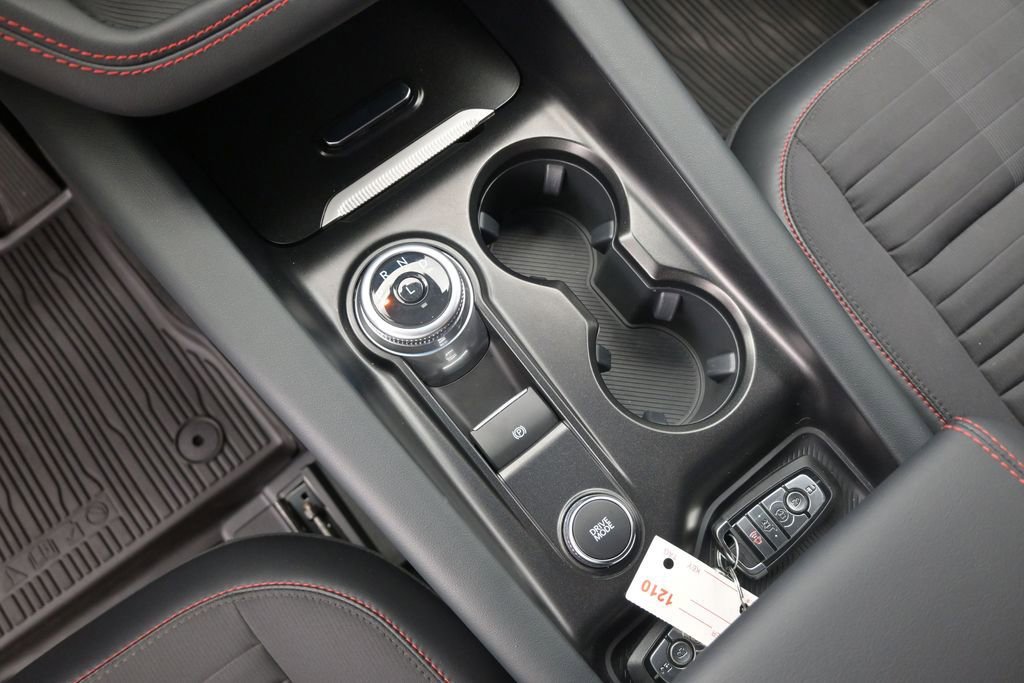 Used 2025 Ford Explorer ST-Line RWD image 27