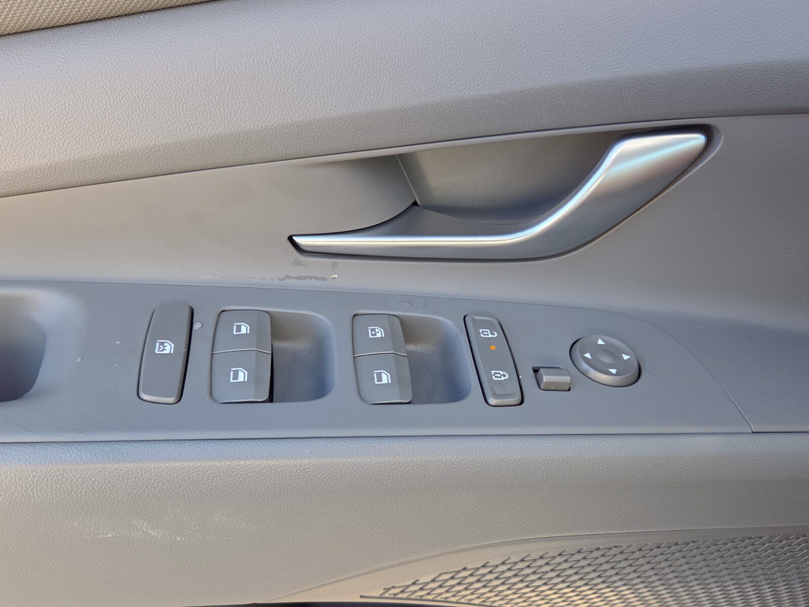 Certified 2026 Hyundai Elantra Sport FWD image 28