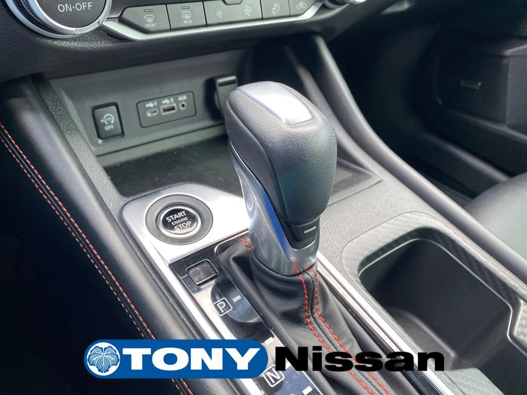 Used 2024 Nissan Sentra SR w/ SR Premium Package FWD image 35