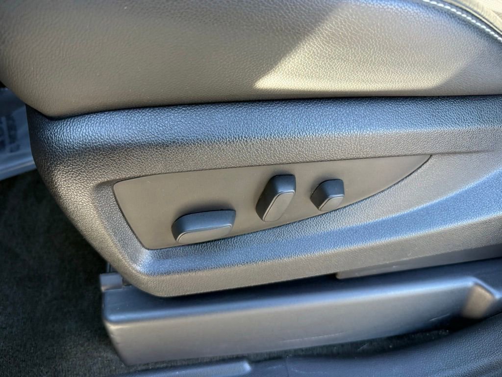 Used 2015 Chevrolet Silverado 1500 LTZ w/ Texas Edition, 1LZ Trim image 13