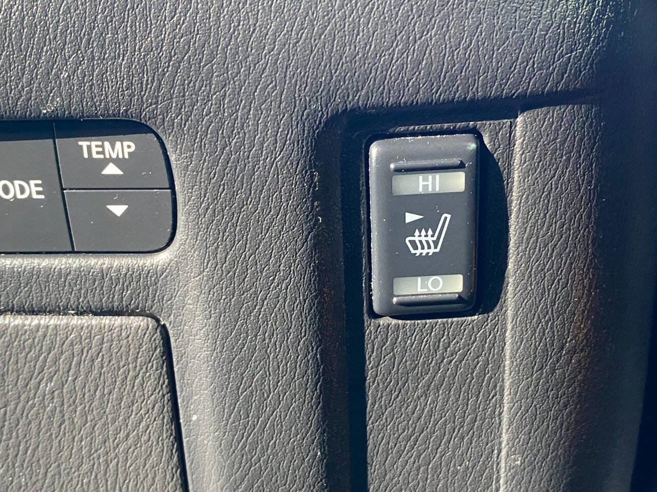 Used 2017 Nissan Armada Platinum RWD image 52