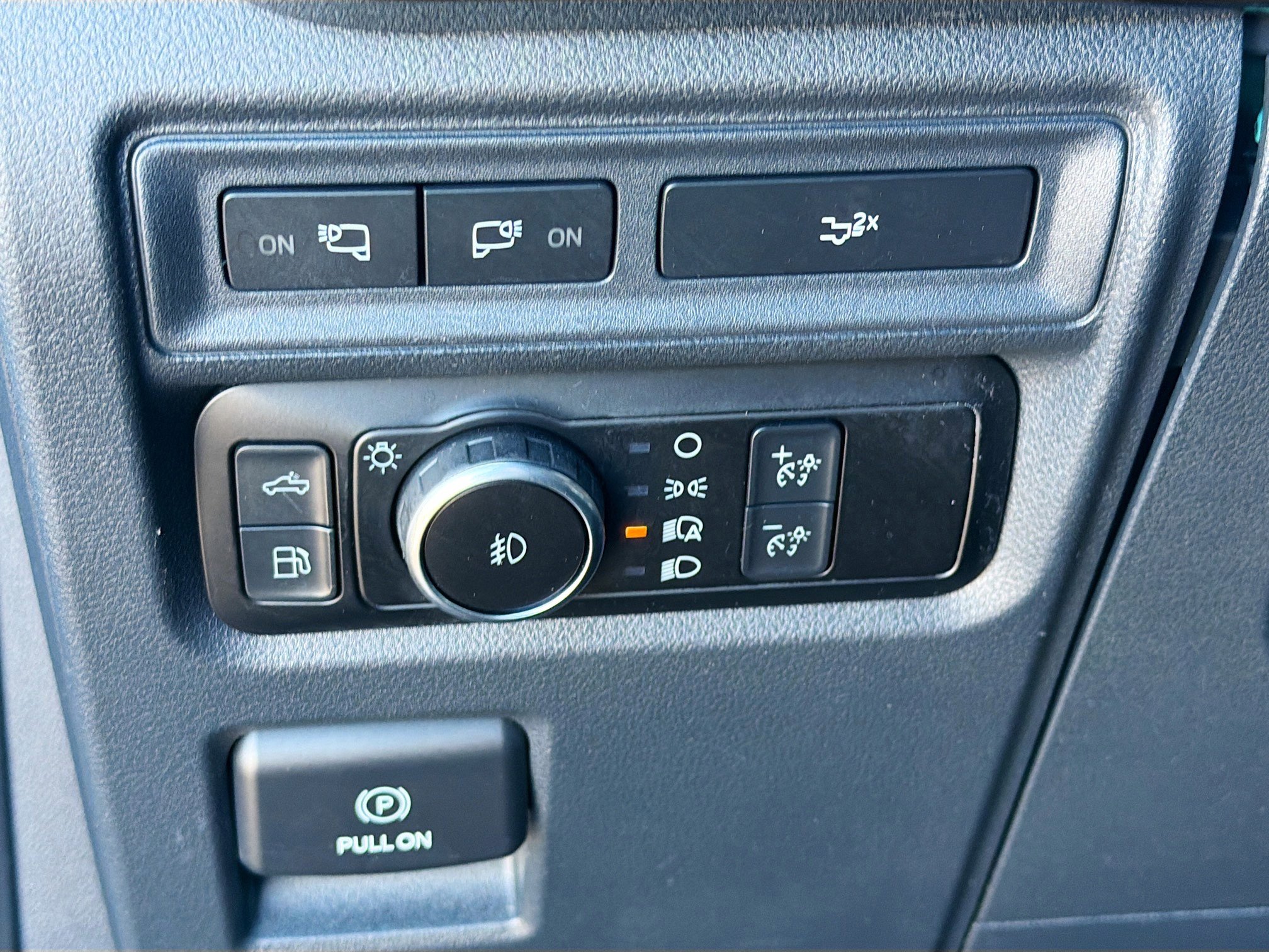 Used 2022 Ford F150 XLT w/ Equipment Group 302A High image 33