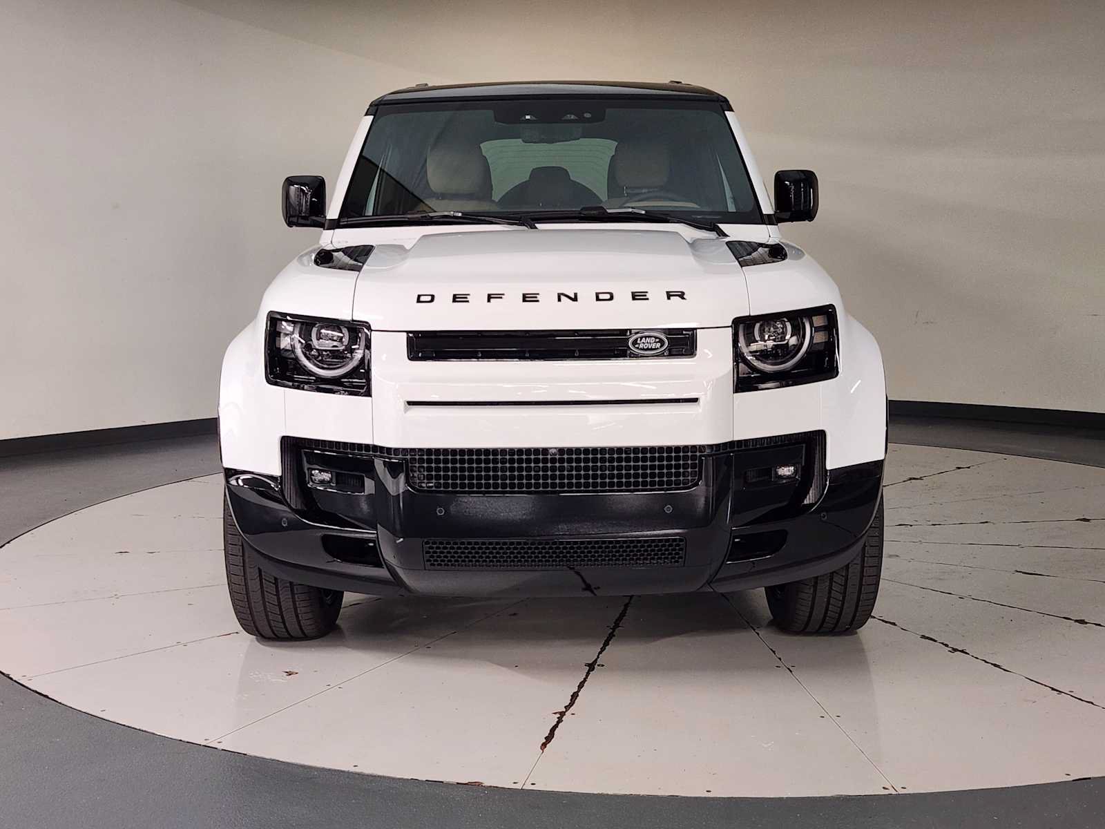 New 2026 Land Rover Defender 110 X-Dynamic SE AWD/4WD image 9