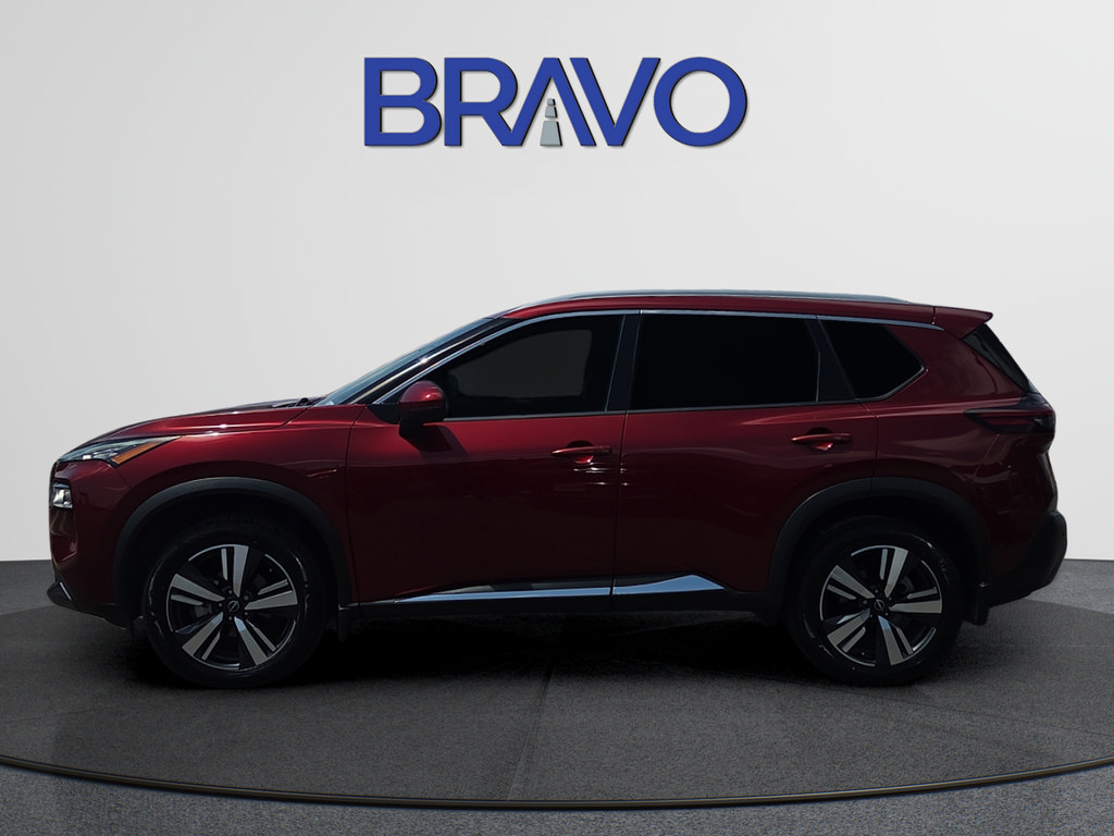 Used 2023 Nissan Rogue SL FWD image 2