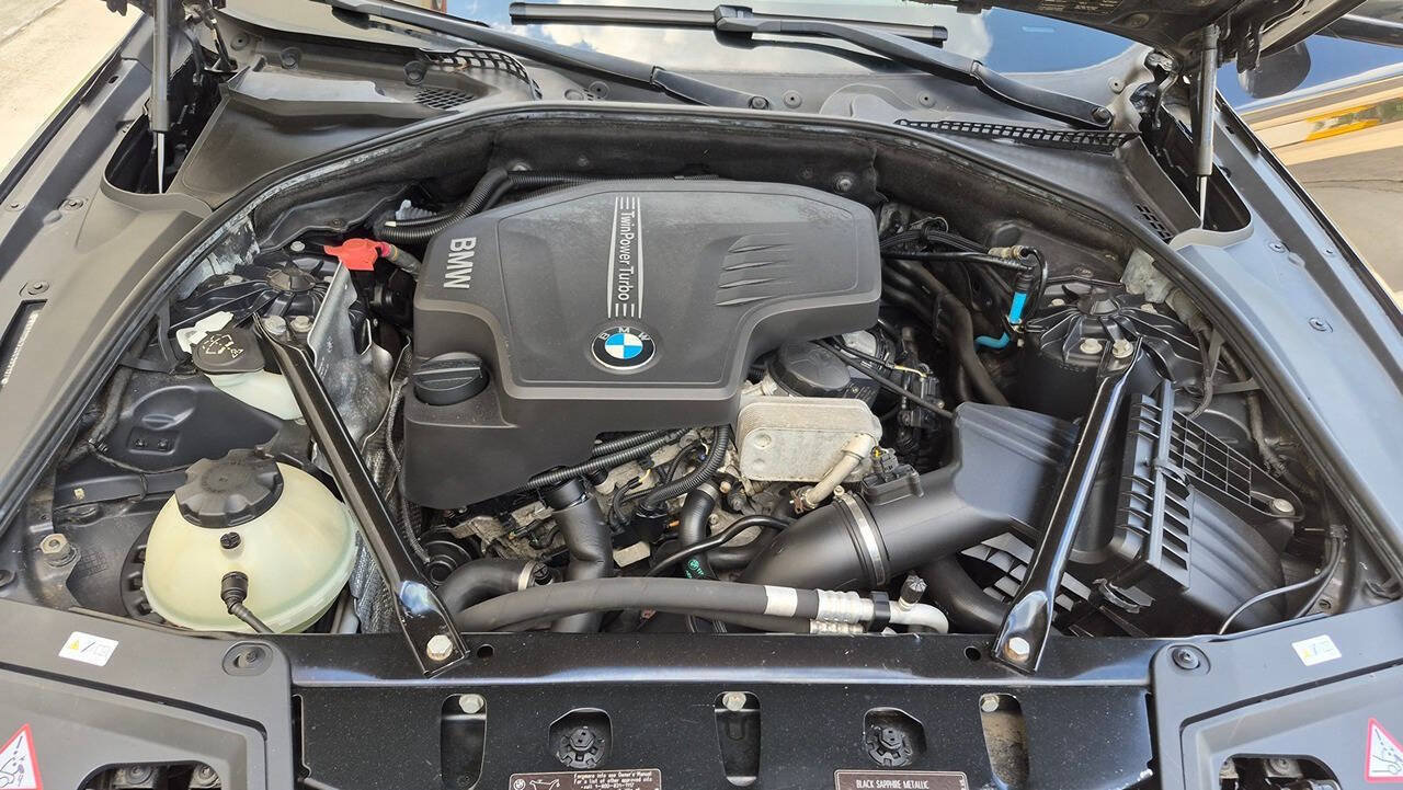 Used 2012 BMW 528i xDrive Sedan AWD/4WD image 70