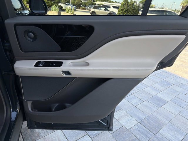 Certified 2022 Lincoln Aviator Reserve w/ Elements Package Plus RWD image 21