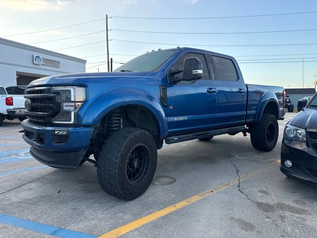 Used 2022 Ford F250 Lariat w/ Black Appearance Package AWD/4WD image 6