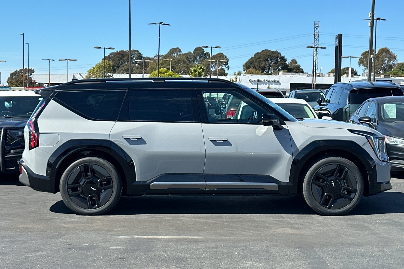 New 2026 Kia EV9 GT-Line AWD/4WD image 3
