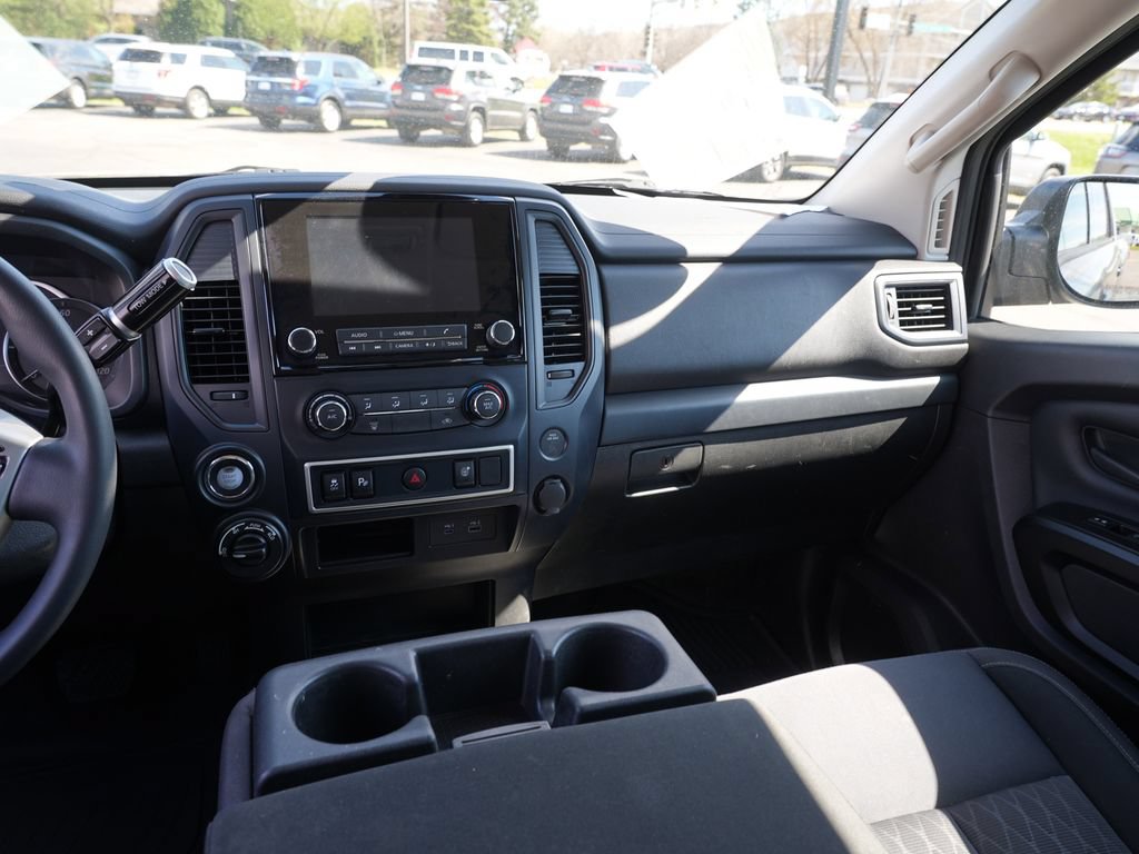 Used 2023 Nissan Titan S AWD/4WD image 21