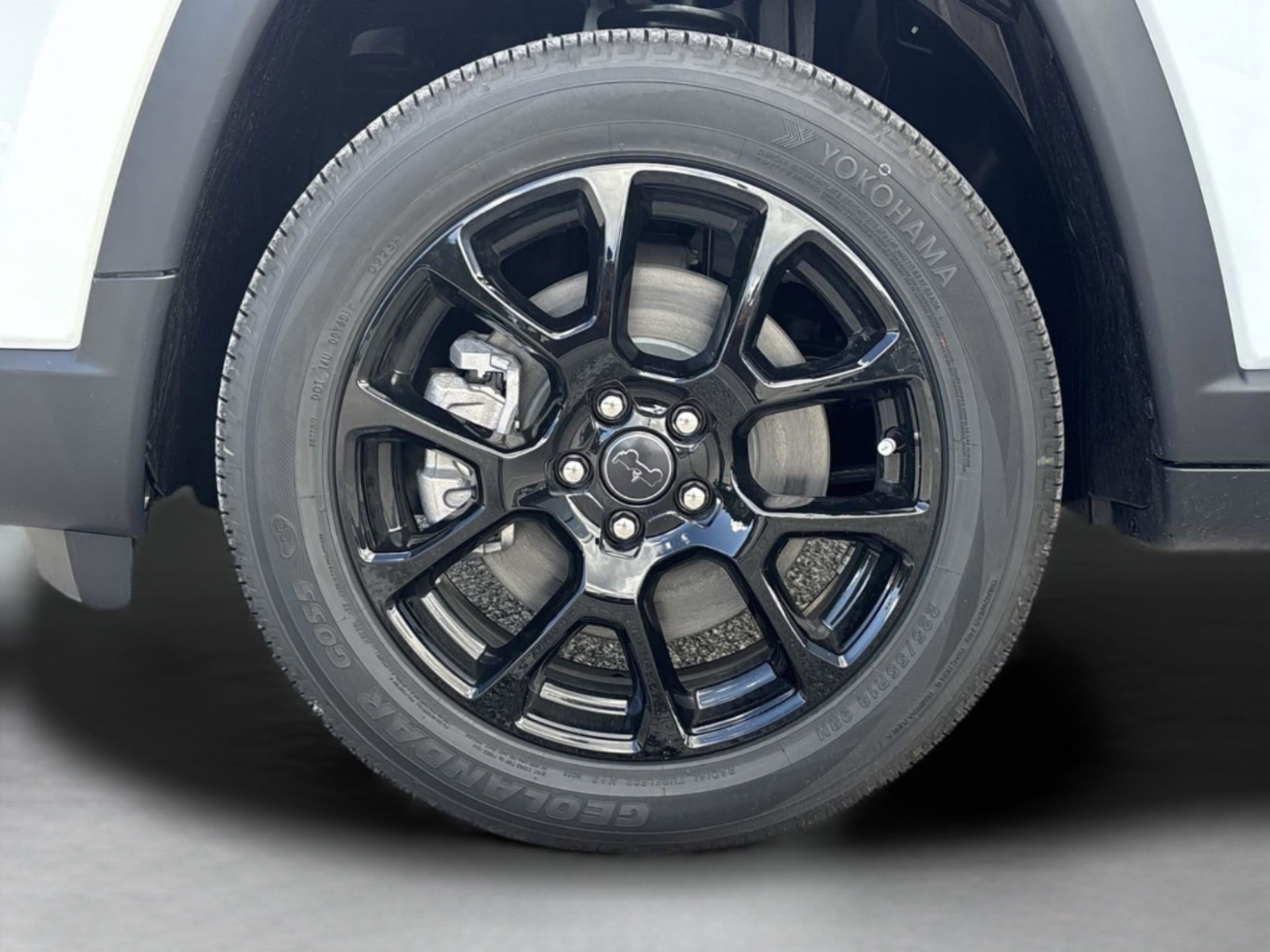 New 2026 Jeep Compass Latitude image 29