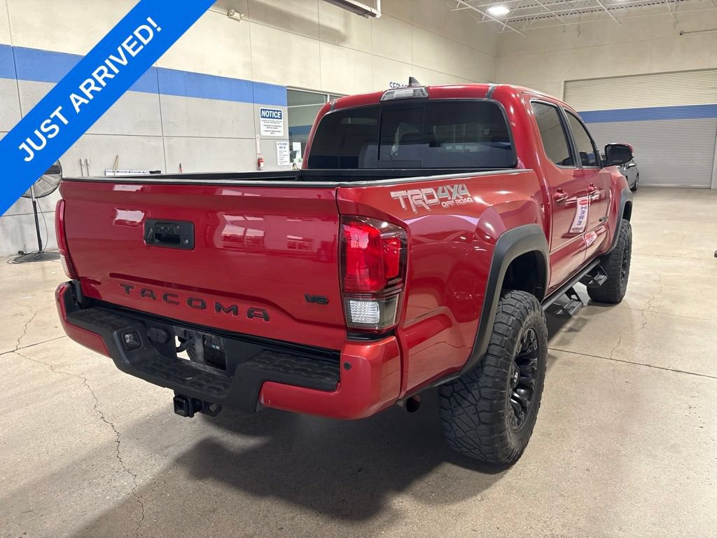 Used 2019 Toyota Tacoma TRD Off-Road w/ Technology Package AWD/4WD image 3