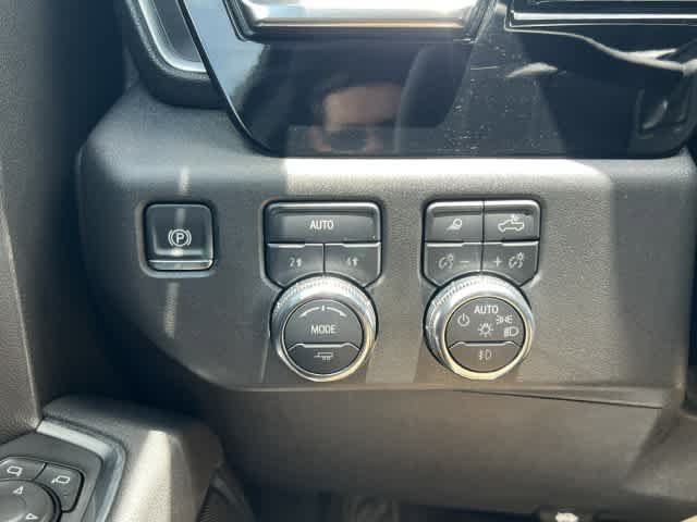 Used 2025 GMC Sierra 1500 SLT AWD/4WD image 28