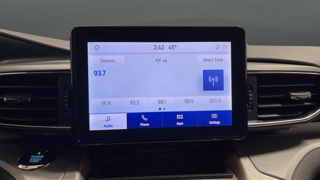 Used 2021 Ford Explorer XLT w/ XLT Sport Appearance Package image 14