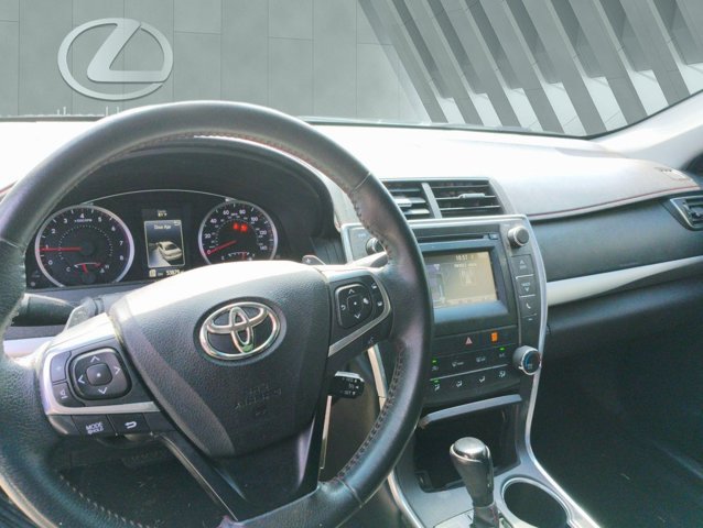 Used 2017 Toyota Camry SE FWD image 10