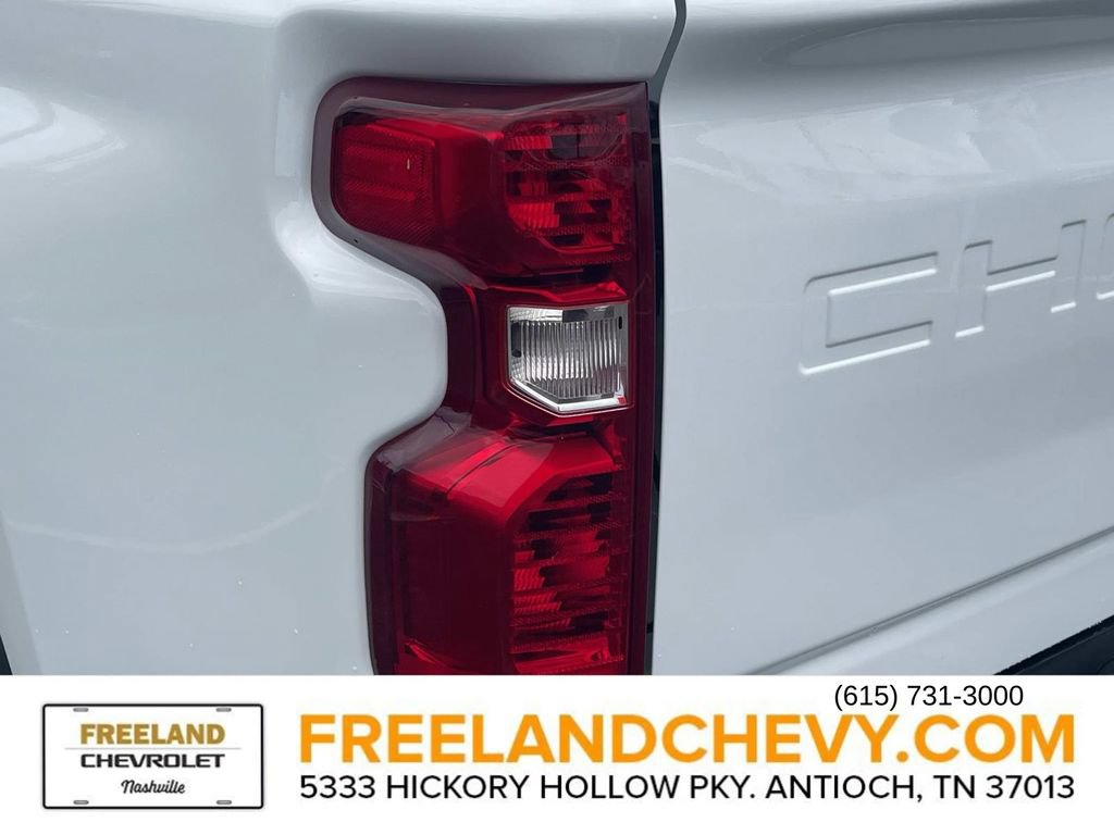 Used 2023 Chevrolet Silverado 2500 LT AWD/4WD image 11