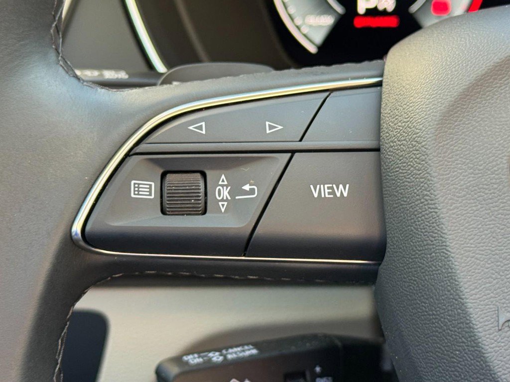 Used 2025 Audi Q5 2.0T Premium Plus image 17