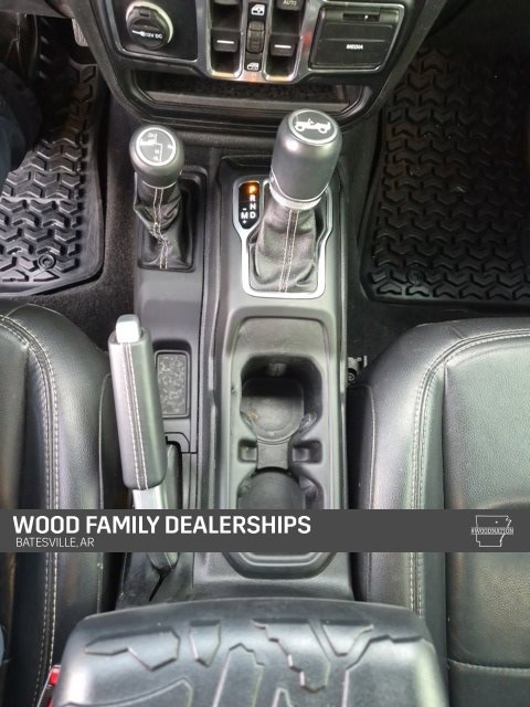 Used 2019 Jeep Wrangler Unlimited Sahara image 18