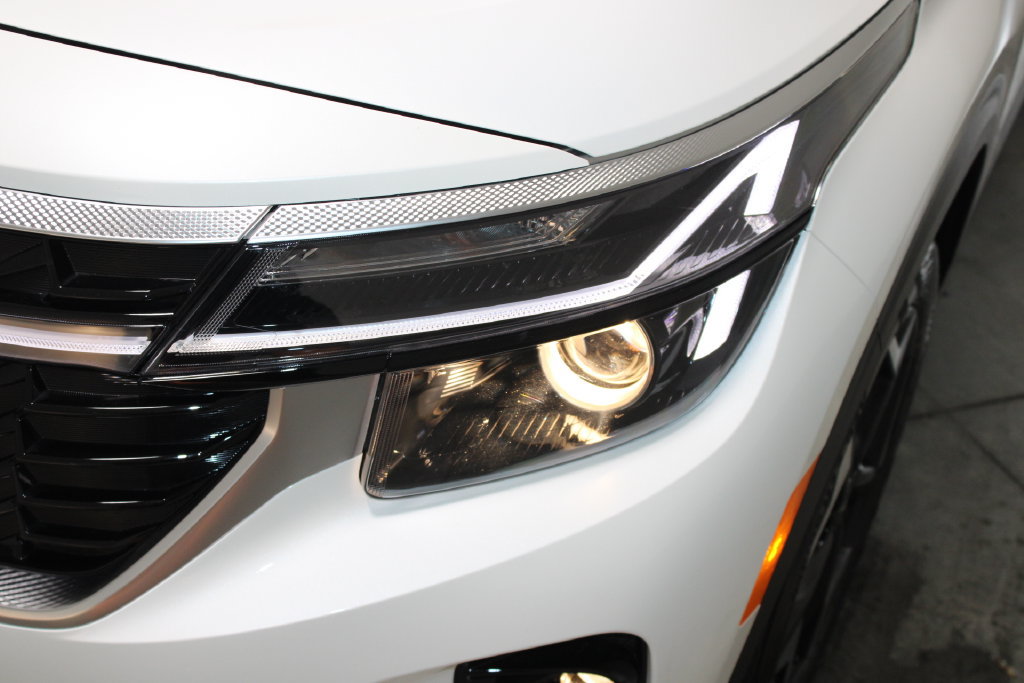 Used 2025 Kia Seltos EX w/ EX Sunroof Package FWD image 51