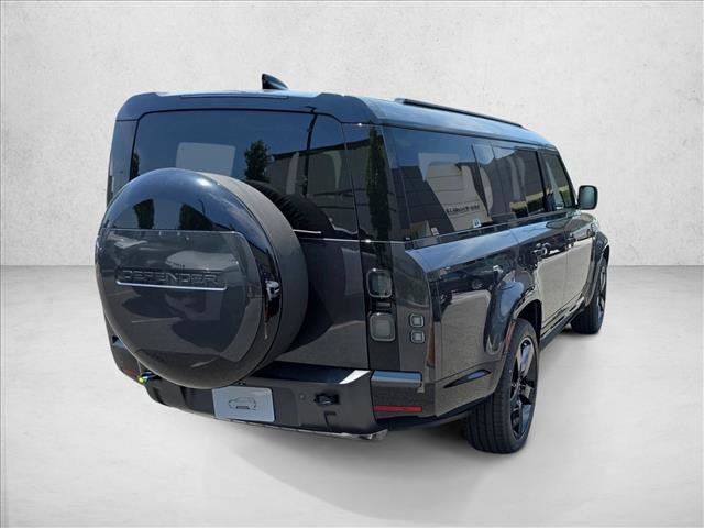 New 2026 Land Rover Defender 130 X-Dynamic SE AWD/4WD image 5