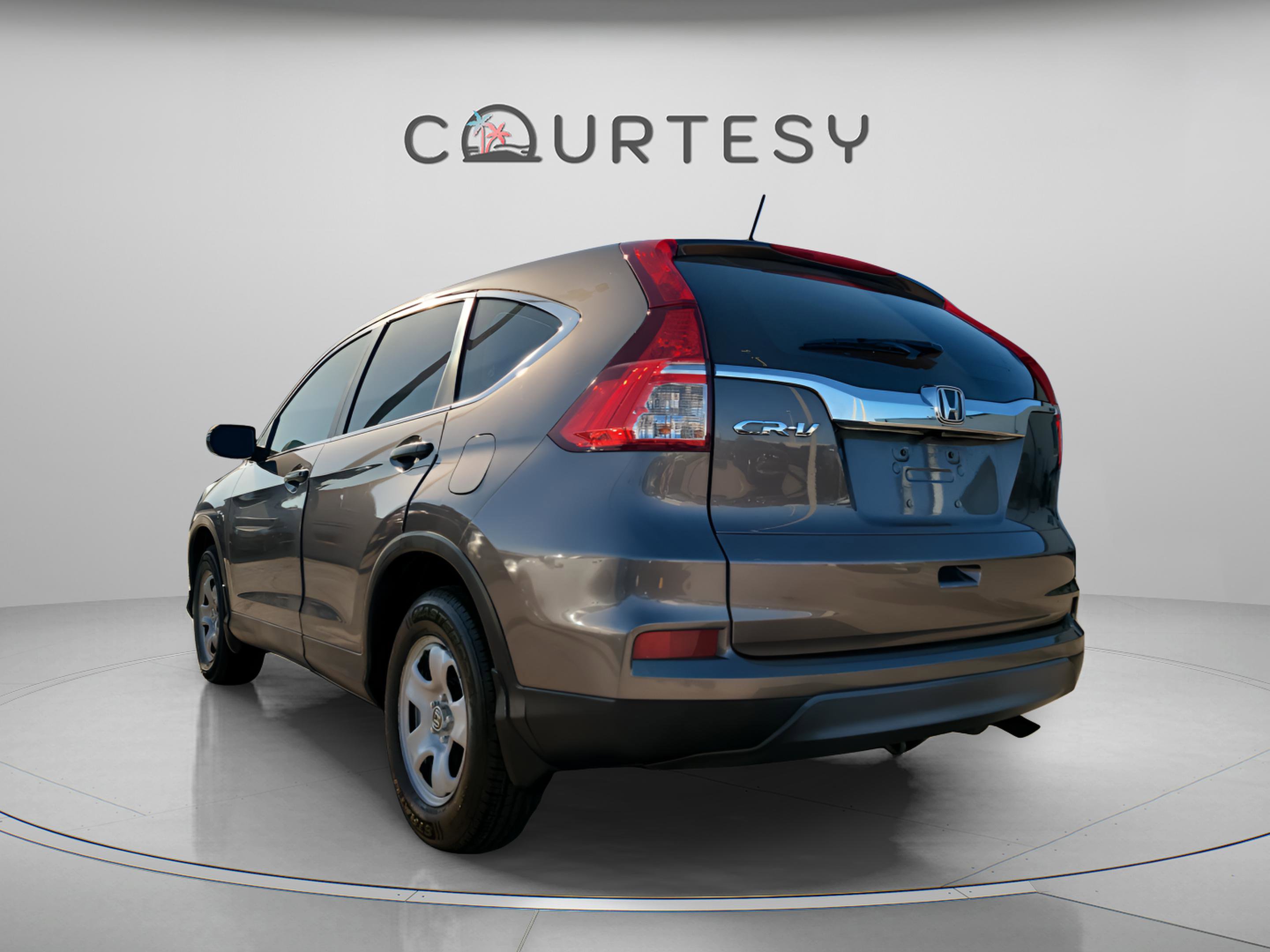 Used 2015 Honda CR-V LX image 3
