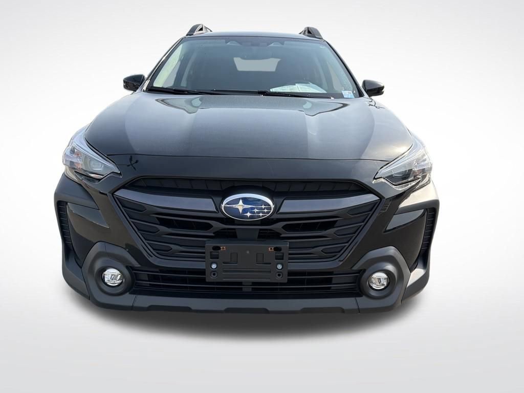 Used 2023 Subaru Outback Premium image 11