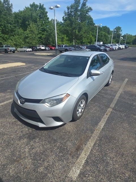 Used 2015 Toyota Corolla L FWD image 9