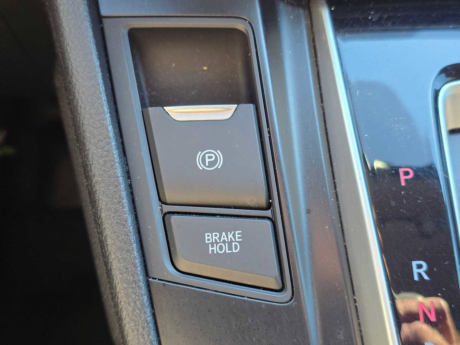 Used 2018 Honda CR-V LX image 31