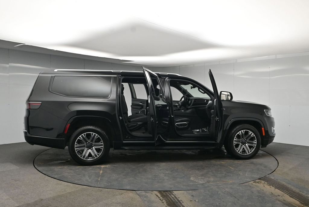 Used 2024 Jeep Wagoneer L Series II w/ Flexible Seating Group image 53