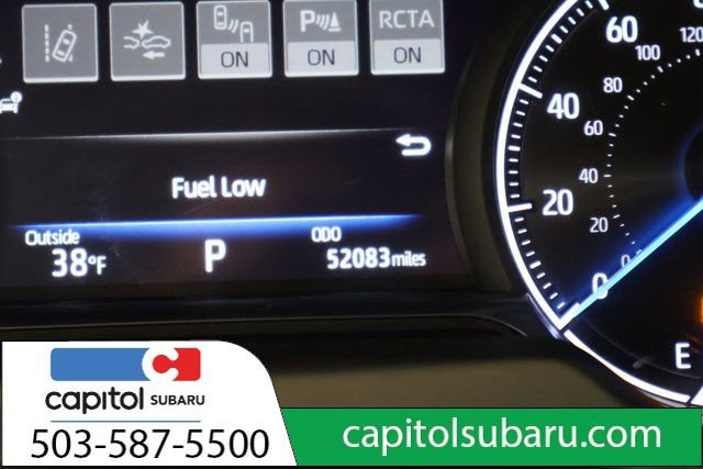 Used 2024 Toyota Venza XLE image 16