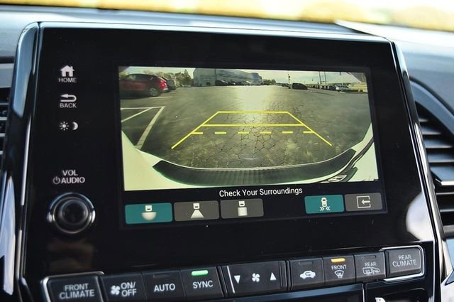 Used 2023 Honda Odyssey Touring image 13