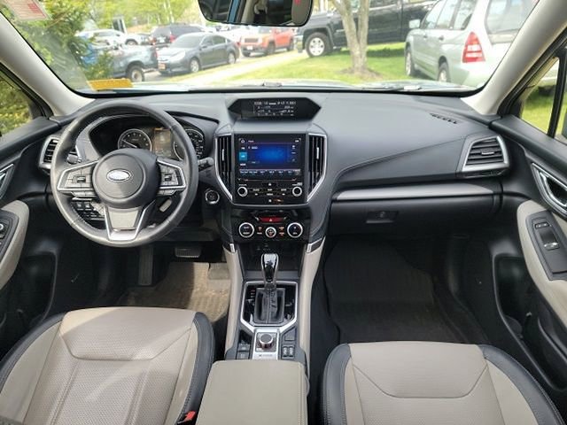 Used 2021 Subaru Forester Limited image 8